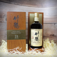 JANUARY SALE - Nikka Taketsuru 21 Year Old Pure Japanese Whisky - 70cl 43%